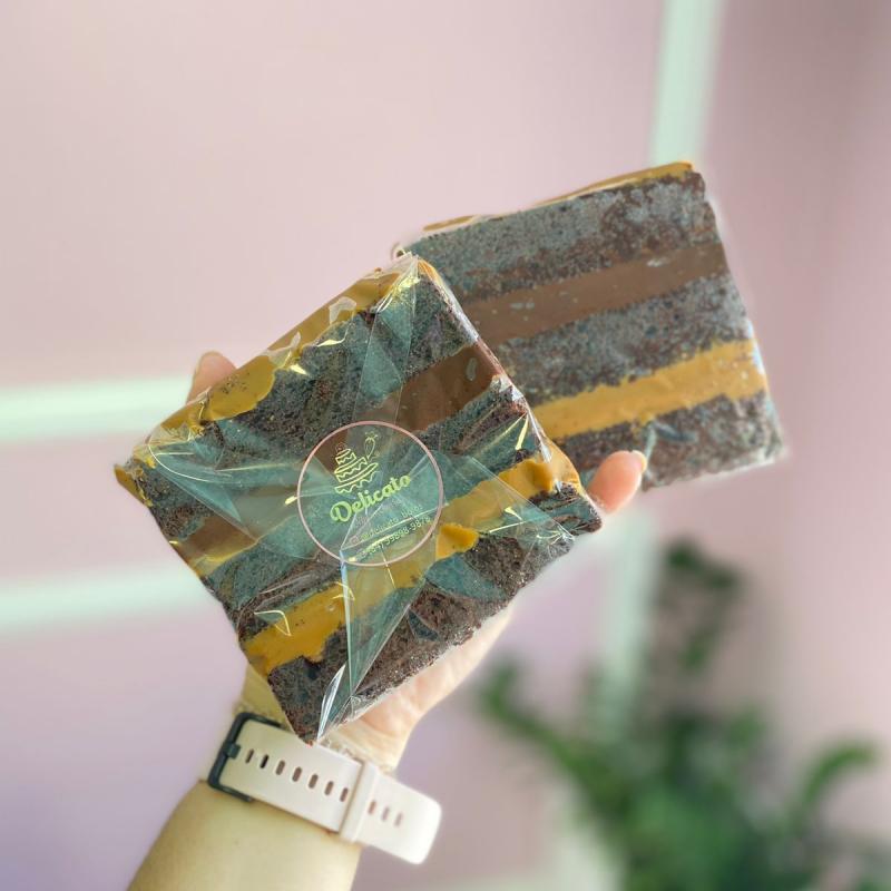 Fatia De Chocolate Com Doce De Leite